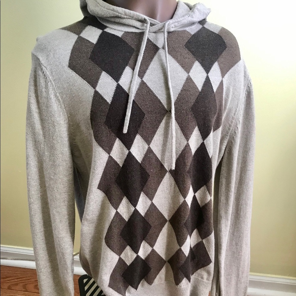 Men’s medium Express hoodie argyle shirt.